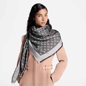 Louis Vuitton LV Authentic Monogram Denim Fringe Shawl Black Grey, M71378